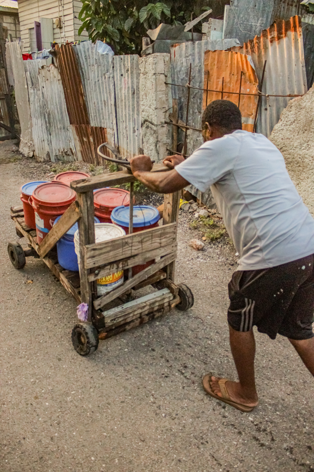 Women in Jamaica are opening eyes with climate photography